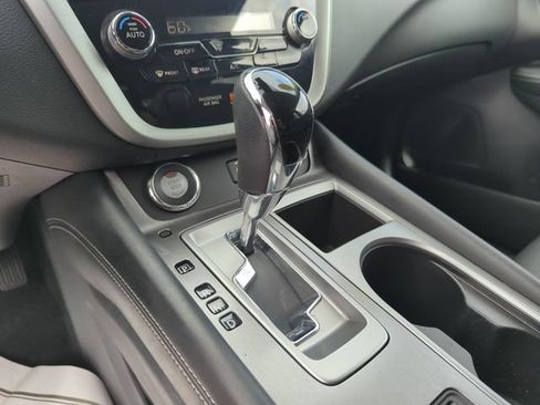 Certified 2022 Nissan Murano SL w/ SL Moonroof Package AWD/4WD image 42