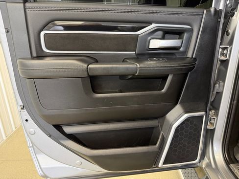 Used 2020 RAM 3500 Laramie image 24
