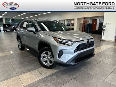 Used 2025 Toyota RAV4 XLE w/ Convenience Package