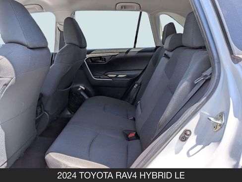Used 2024 Toyota RAV4 LE AWD/4WD image 16