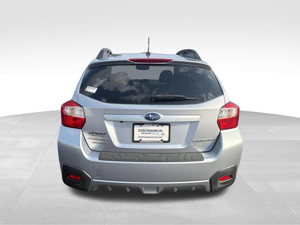 Used 2017 Subaru Crosstrek 2.0i Premium w/ Moonroof Package AWD/4WD image 18