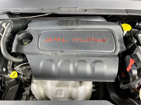 Used 2022 Jeep Compass Limited w/ Sun and Sound Group AWD/4WD image 28