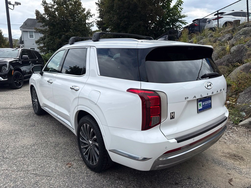 Certified 2023 Hyundai Palisade Calligraphy AWD/4WD image 3