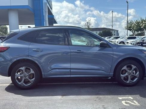 Used 2024 Ford Escape ST-Line image 8