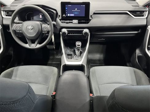 Used 2023 Toyota RAV4 LE image 22