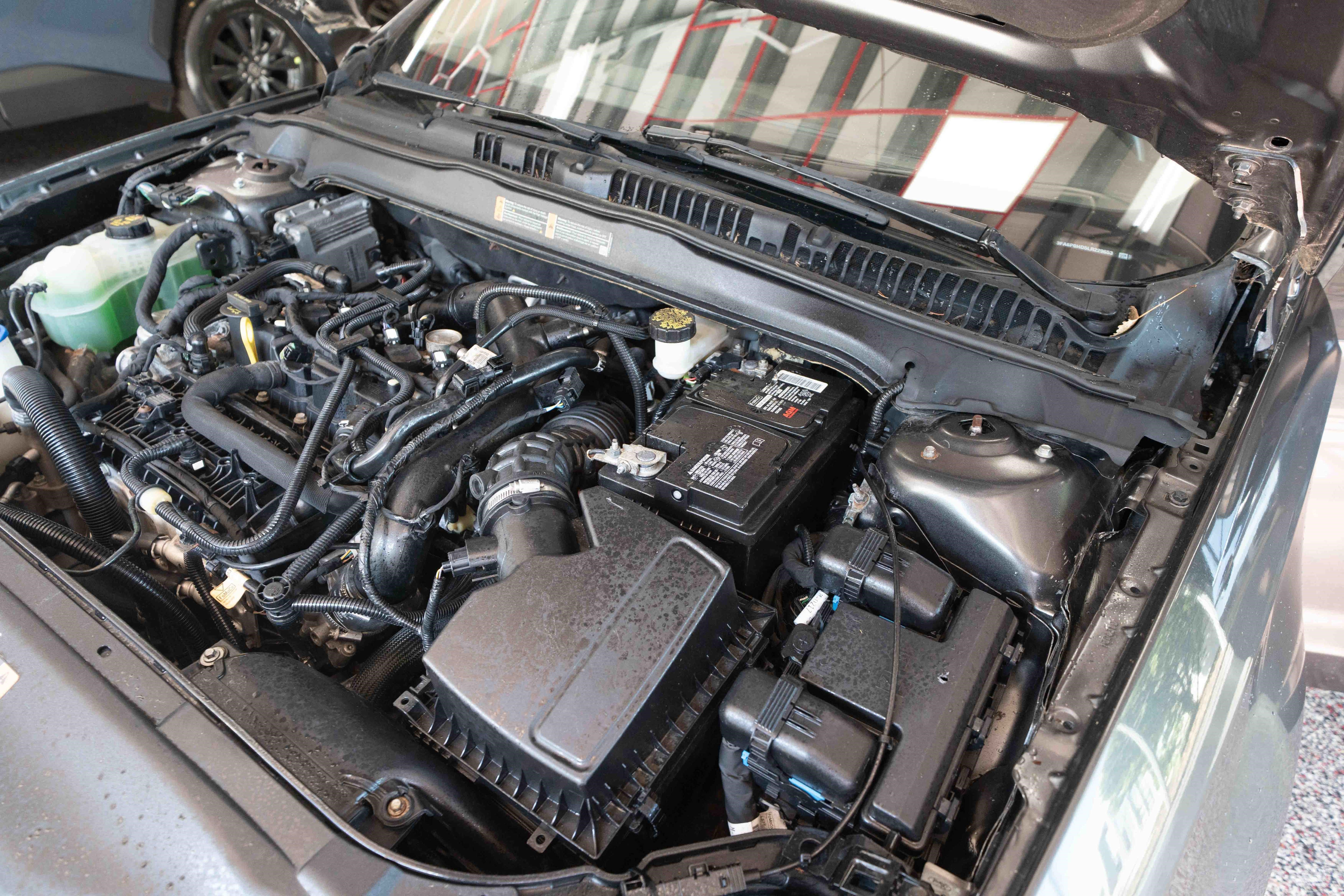 Used 2020 Ford Fusion SE FWD image 32