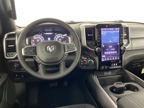 New 2026 RAM 1500 Big Horn AWD/4WD image 18