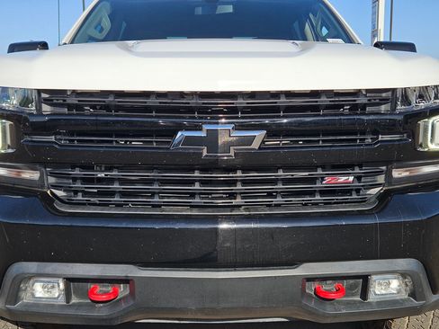 Certified 2022 Chevrolet Silverado 1500 LT Trail Boss w/ Convenience Package II AWD/4WD image 9