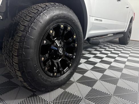 Used 2018 Ford F150 Lariat w/ Equipment Group 501A Mid AWD/4WD image 14
