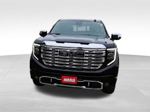 Certified 2025 GMC Sierra 1500 Denali w/ Denali Reserve Package AWD/4WD image 6