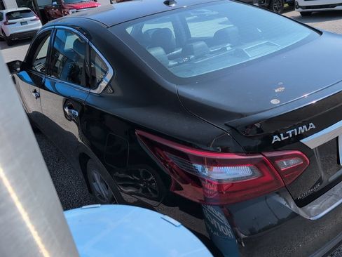 Used 2018 Nissan Altima 2.5 SR w/ SR Special Edition FWD image 4