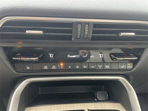 Certified 2025 MAZDA CX-90 3.3 Turbo w/ Preferred Package image 19