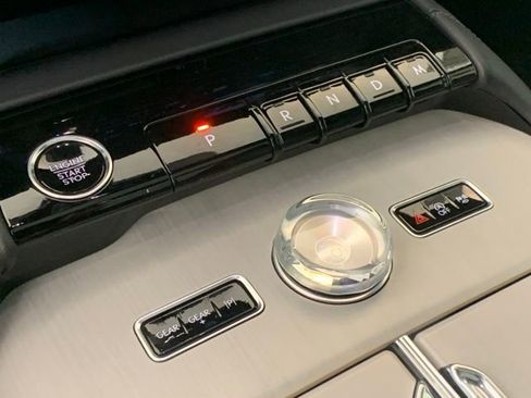 New 2025 Lincoln Navigator Reserve w/ Jet Appearance Package image 16