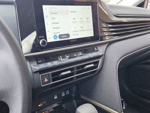 Used 2025 Toyota Camry LE image 17