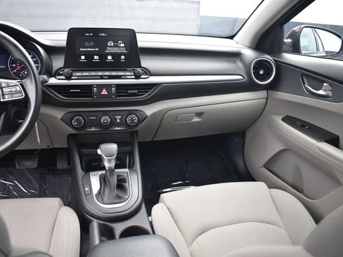 Used 2021 Kia Forte LXS FWD image 10