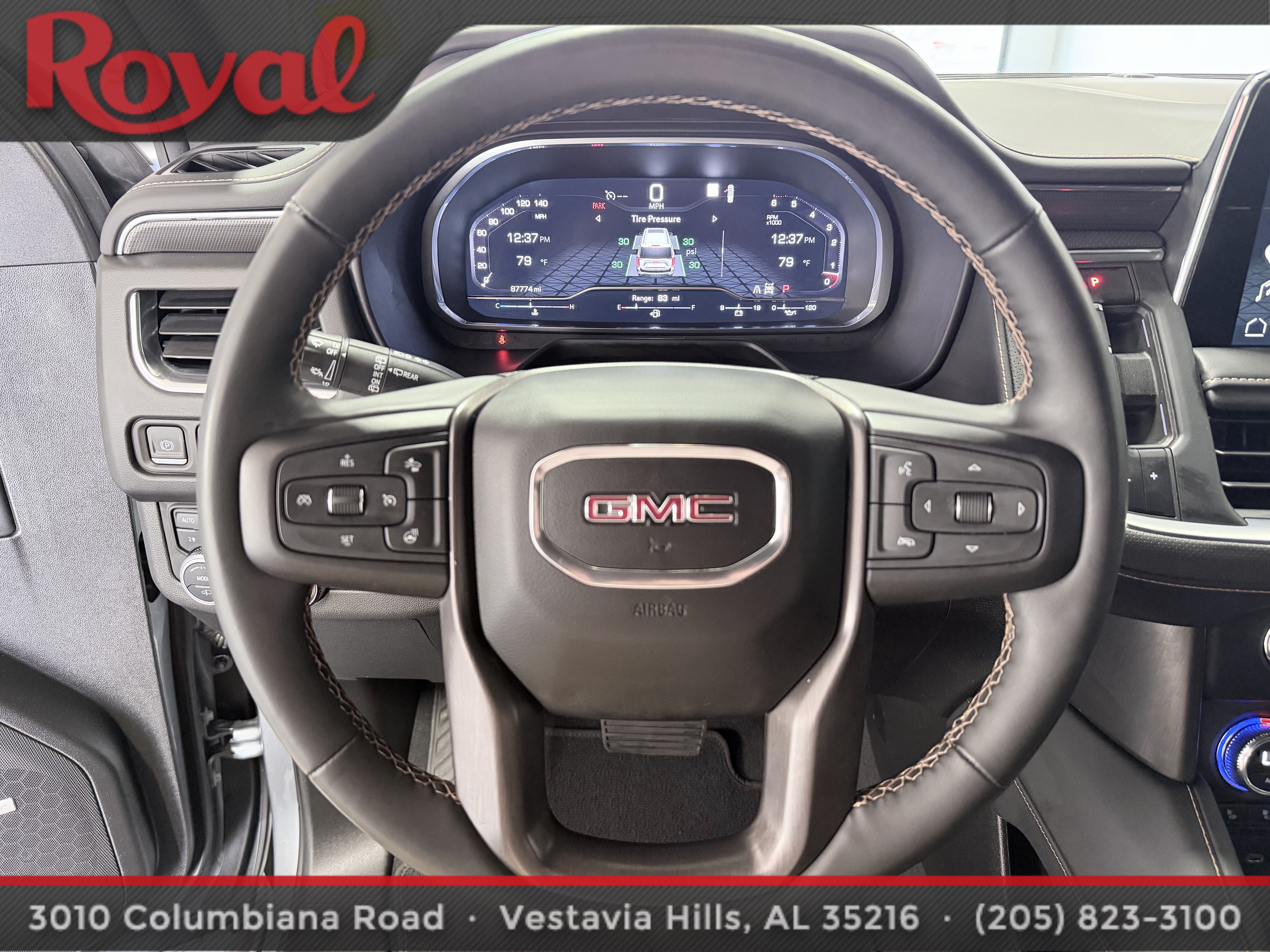 Used 2023 GMC Yukon AT4 w/ AT4 Premium Plus Package AWD/4WD image 12