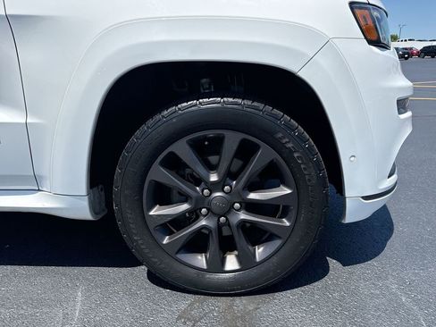 Used 2018 Jeep Grand Cherokee High Altitude AWD/4WD image 10