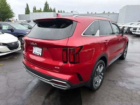 Used 2023 Kia Sorento EX AWD/4WD image 3