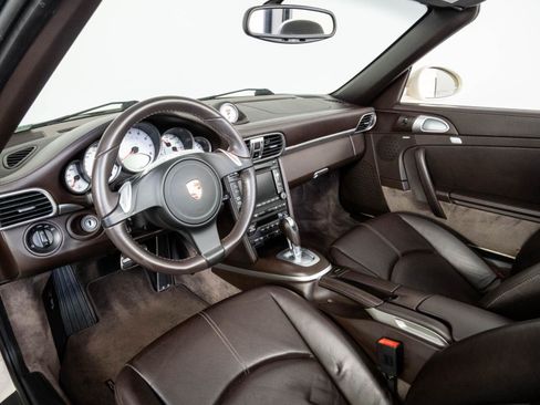 Used 2011 Porsche 911 Carrera S RWD image 4
