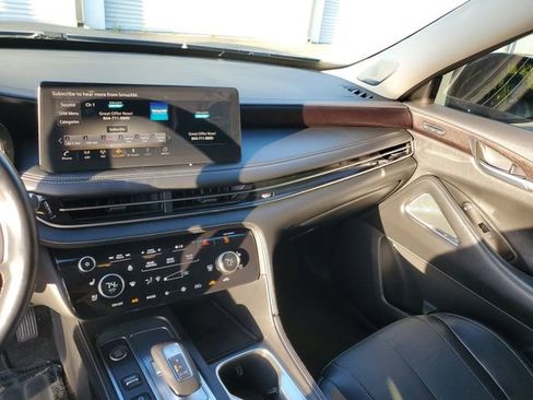 Used 2023 INFINITI QX60 Sensory w/ Cargo Package FWD image 25