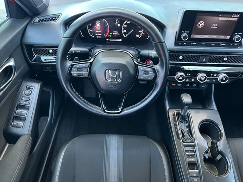 Used 2025 Honda Civic Sport image 14