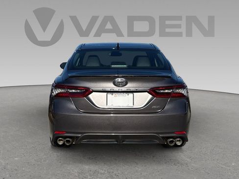 Used 2022 Toyota Camry XSE image 21