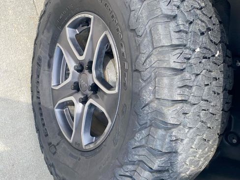 Used 2018 Jeep Wrangler Unlimited Sport S AWD/4WD image 12