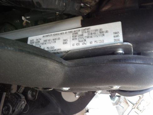 Used 2014 Ford E-350 and Econoline 350 Super Duty w/ A/C Prep Package RWD image 9