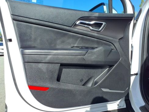 Certified 2023 Kia Sportage EX image 21