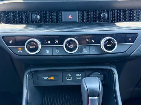 Used 2025 Honda CR-V Sport image 31