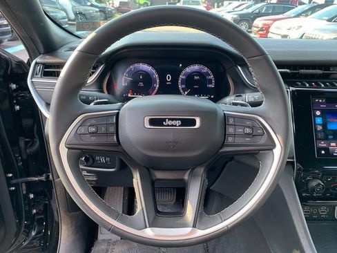 Certified 2023 Jeep Grand Cherokee Altitude AWD/4WD image 18