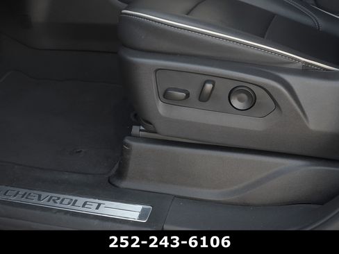 Used 2025 Chevrolet Tahoe Premier image 11