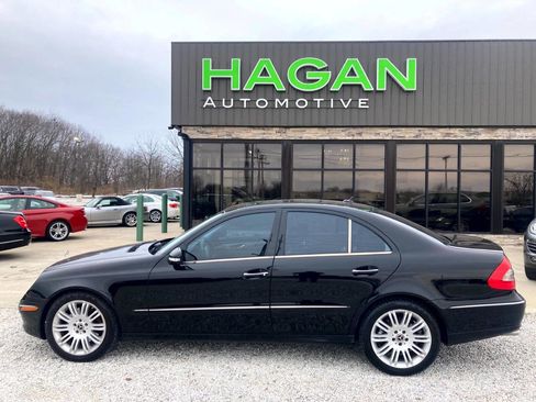 Used 2008 Mercedes-Benz E 350 4MATIC Sedan image 1