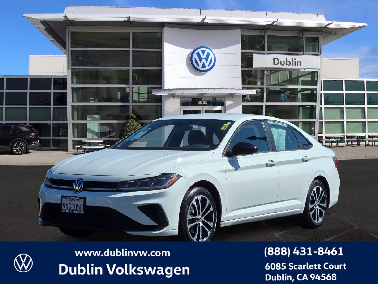 Certified 2025 Volkswagen Jetta Sport FWD image 8