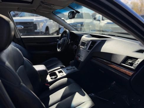 Used 2014 Subaru Legacy 2.5i Limited w/ Moonroof Package AWD/4WD image 23