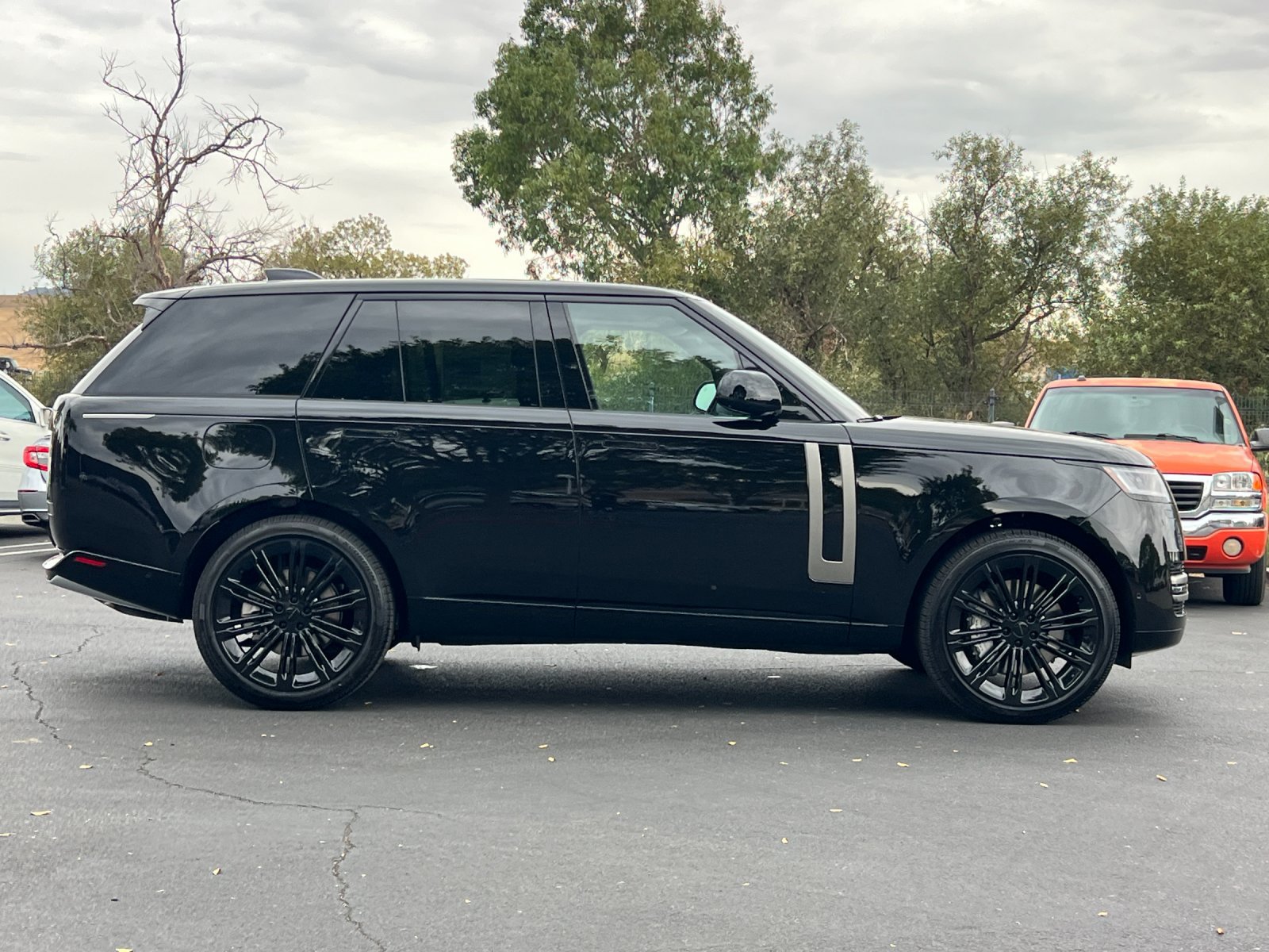 New 2026 Land Rover Range Rover SE AWD/4WD image 7