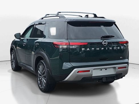 Used 2025 Nissan Pathfinder SL w/ SL Premium Package FWD image 8