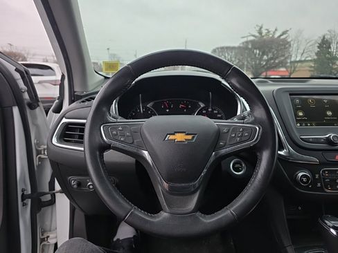 Used 2019 Chevrolet Equinox LT image 14