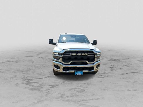New 2025 RAM 2500 Big Horn image 3