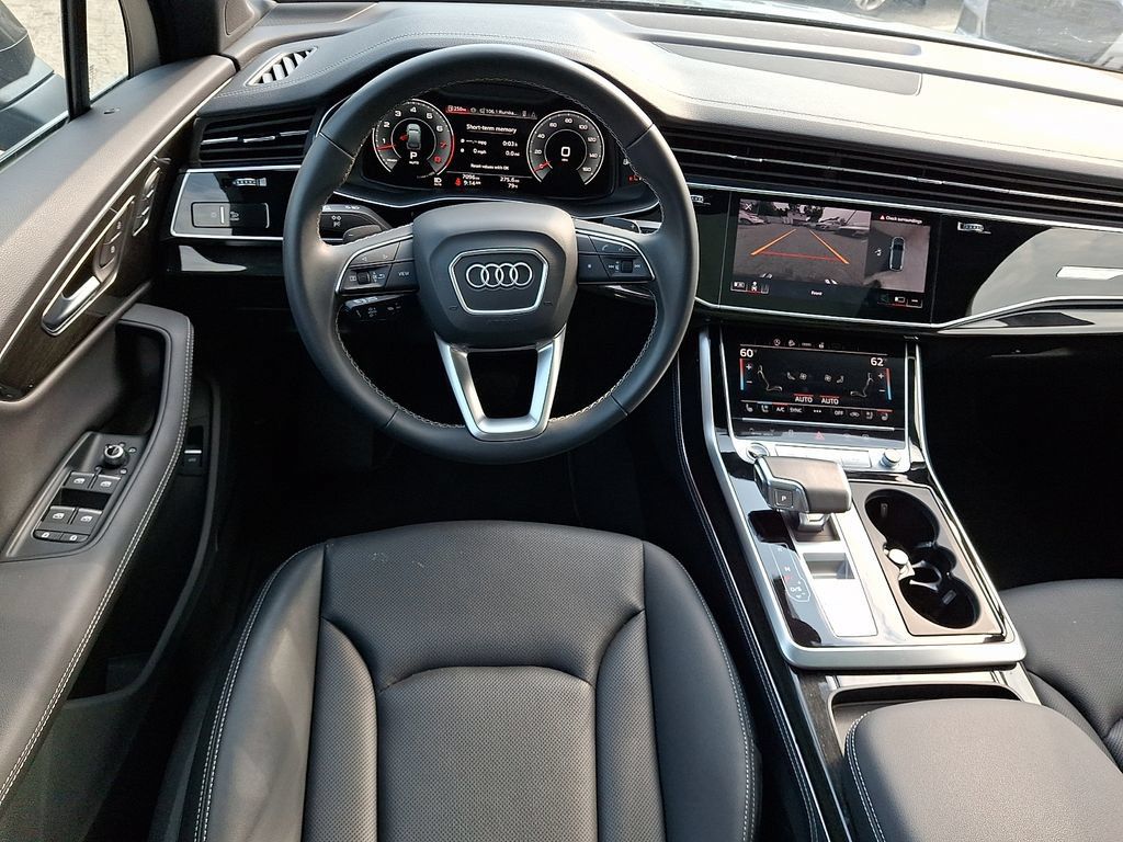 Used 2026 Audi Q7 3.0T Premium Plus w/ Premium Plus Package AWD/4WD image 11