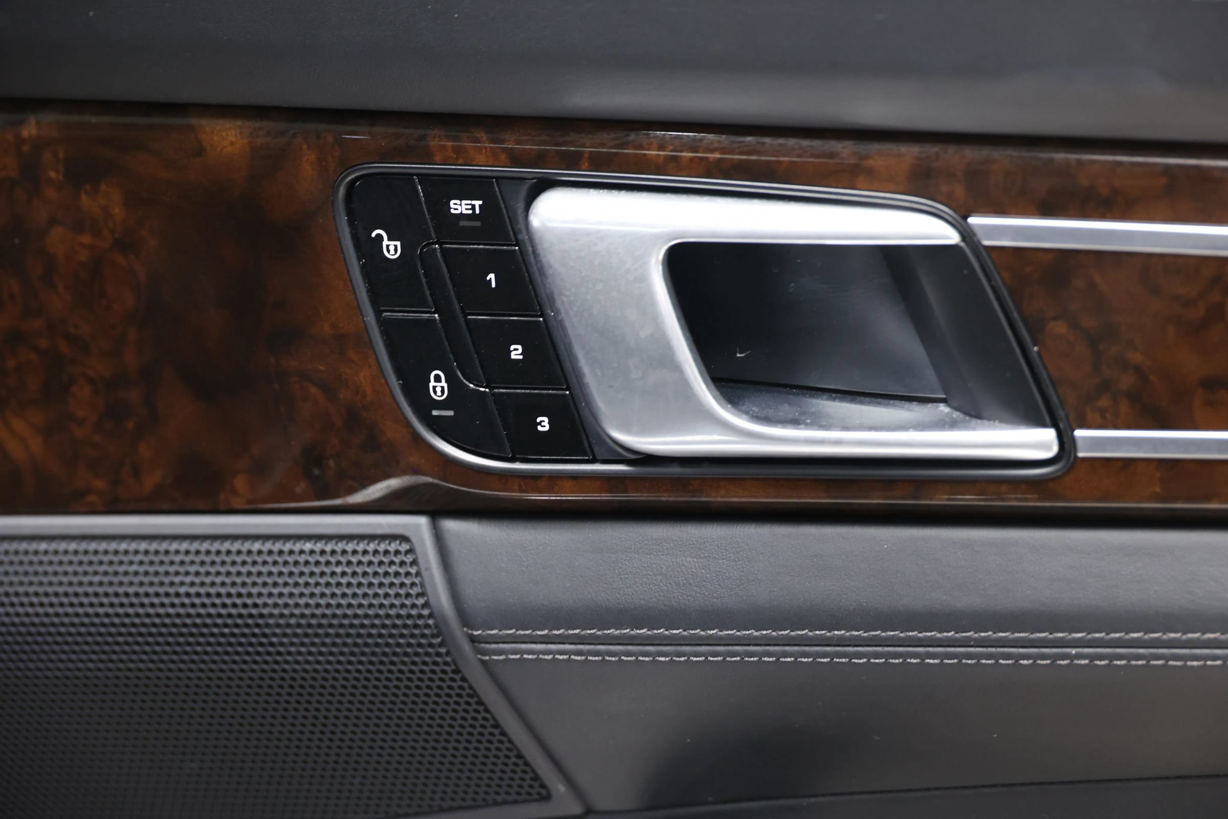 Used 2018 Porsche Panamera Turbo S Executive w/ Assistance Package AWD/4WD image 83