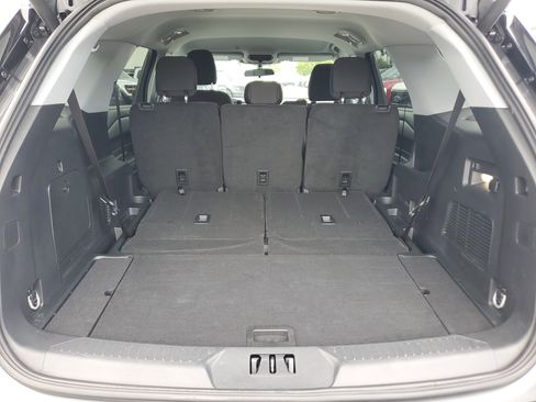 Certified 2023 Ford Explorer XLT image 15