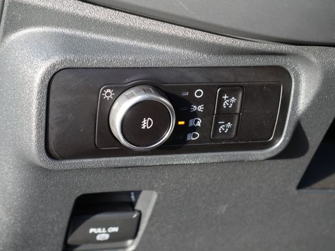 Certified 2025 Ford Bronco Badlands image 5