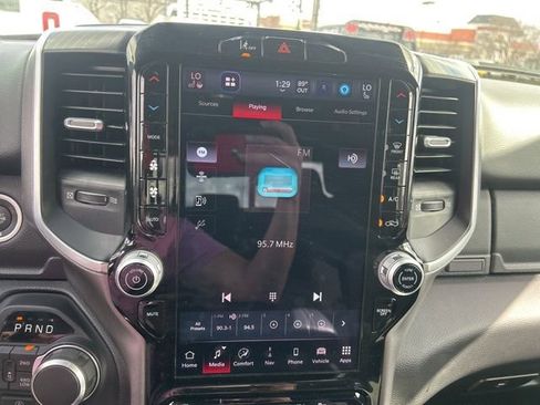 Used 2025 RAM 1500 Big Horn image 24