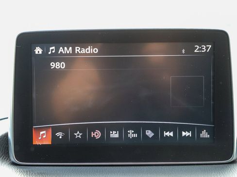 Used 2016 MAZDA MAZDA3 i Sport w/ Preferred Equipment Package image 16