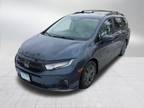Used 2026 Honda Odyssey Touring image 5