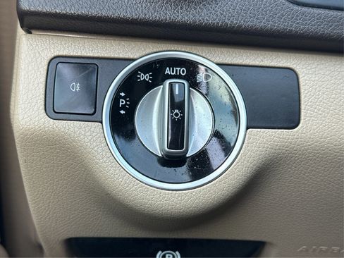 Used 2014 Mercedes-Benz C 350 4MATIC Coupe image 18