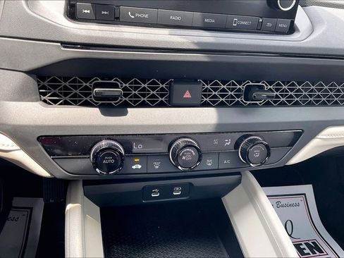 Used 2025 Honda Accord LX image 30