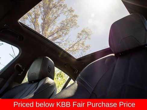 Used 2024 BMW 540i xDrive AWD/4WD image 18