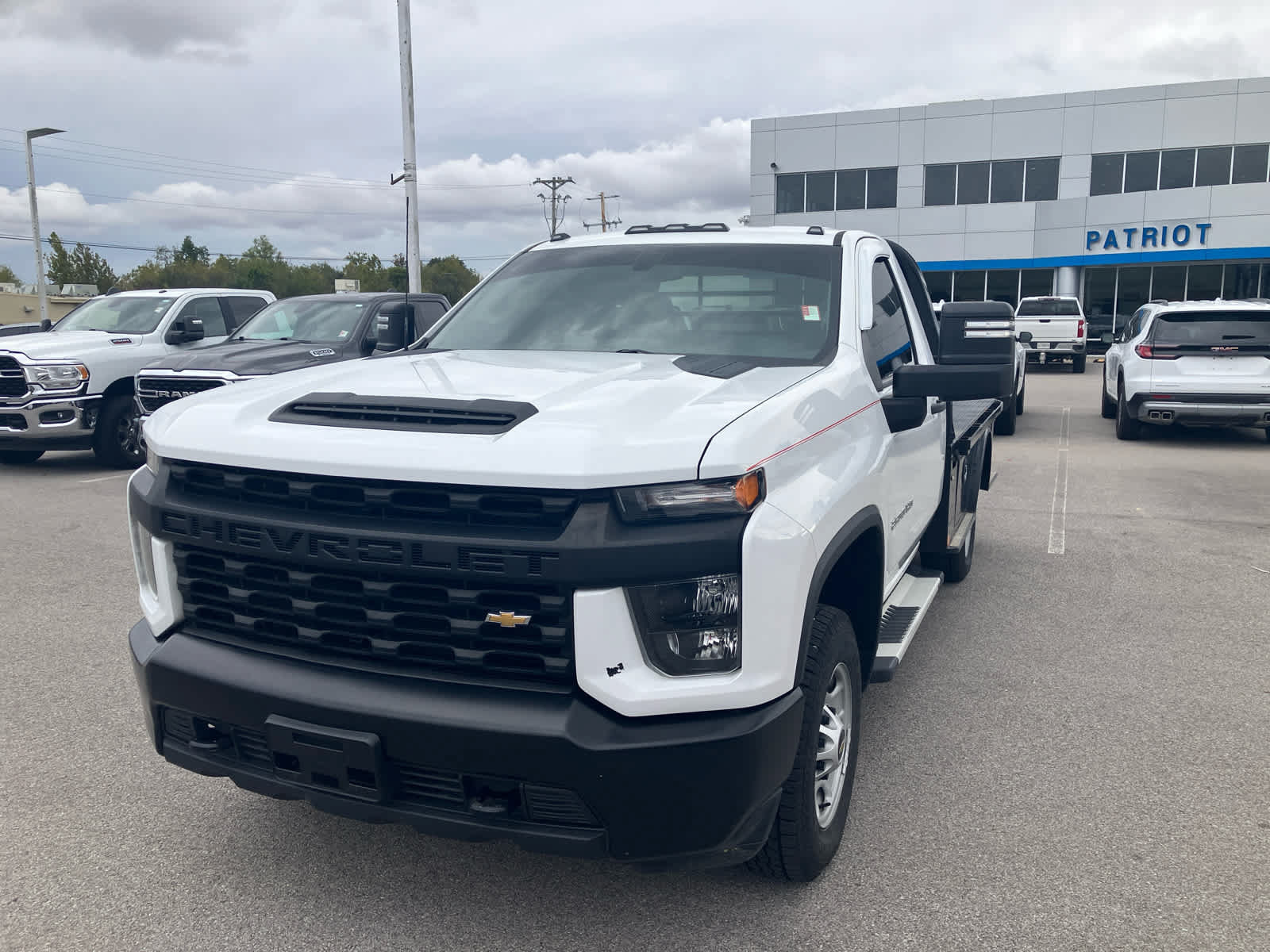 Used 2022 Chevrolet Silverado 2500 W/T w/ WT Fleet Convenience Package AWD/4WD image 3